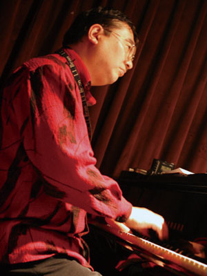 砂田知宏(Pf,Arr,バンドマスター)