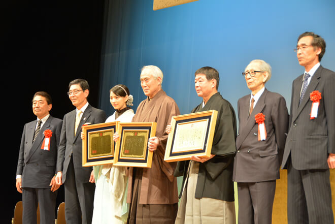 第31回浅草芸能大賞授賞式の様子