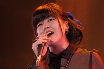 柴田玲(Vo)